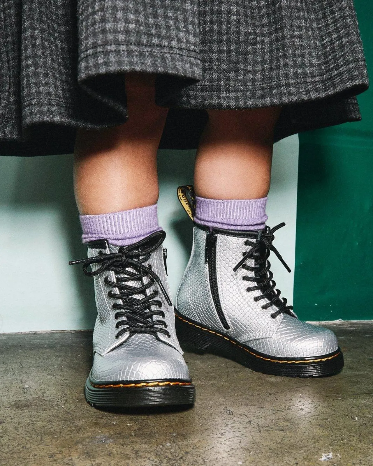 Dr. Martens 1460 Enkellaarsjes met Reptiel Reliëf Voor Peuters^UNISEX Sale Voor Kinderen|Laarzen