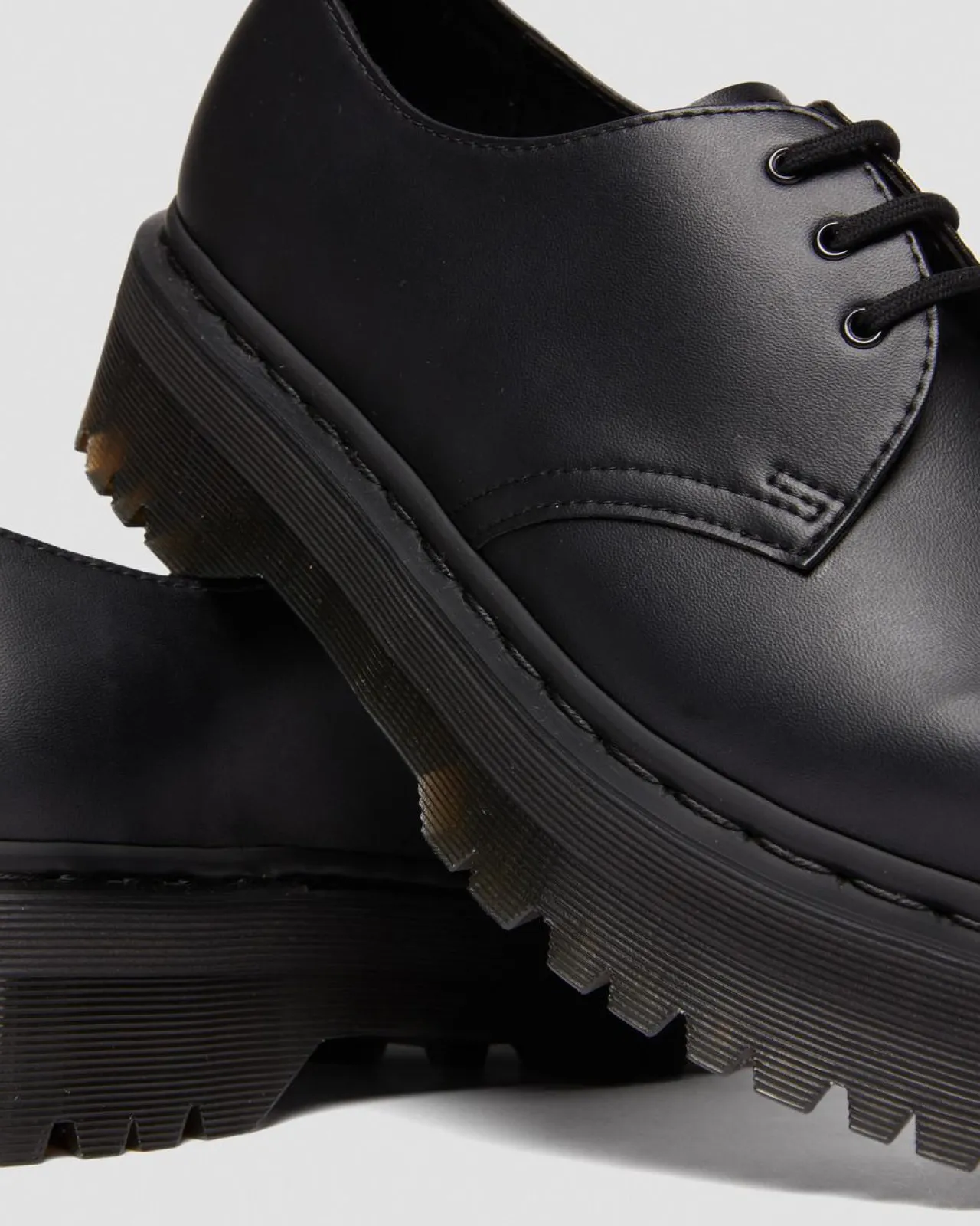 Dr. Martens 1461 Felix Quad Mono Vegan Platform Schoenen^MENS Originals|Veterschoenen