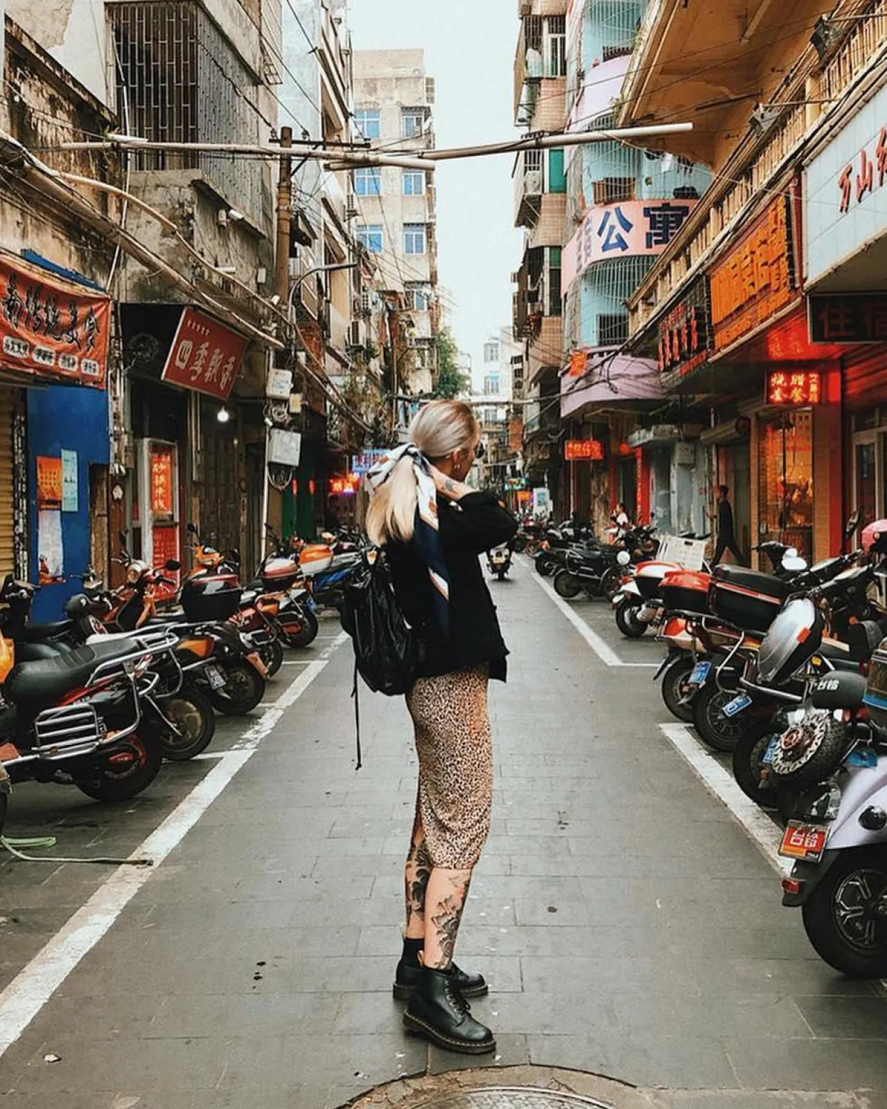 Dr. Martens 101 Felix Vegan Enkellaarzen^WOMENS Veterlaarzen|Vegan Laarzen