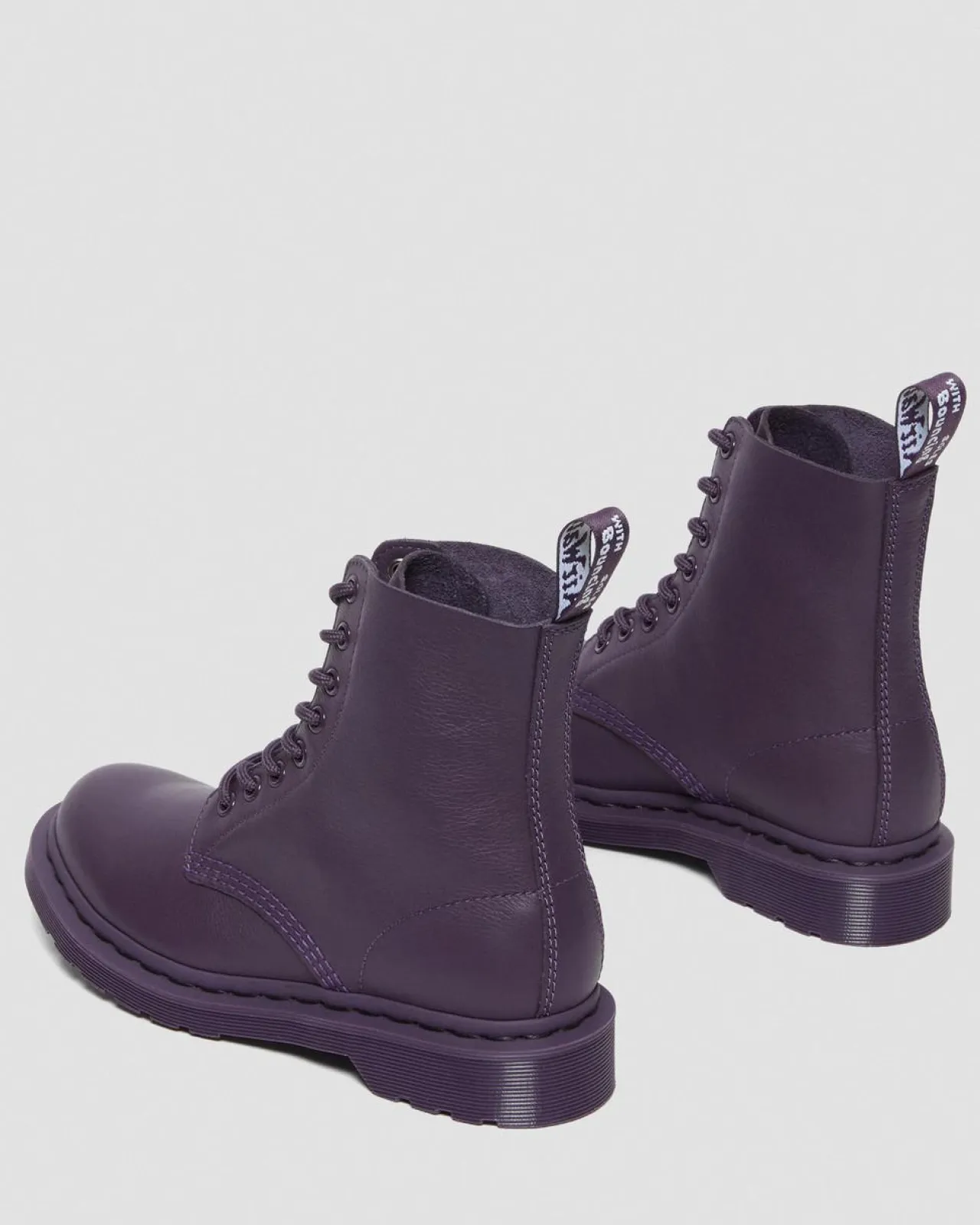 Dr. Martens 1460 Pascal Mono Veterlaarzen^WOMENS Veterlaarzen|Zachte Leren Laarzen