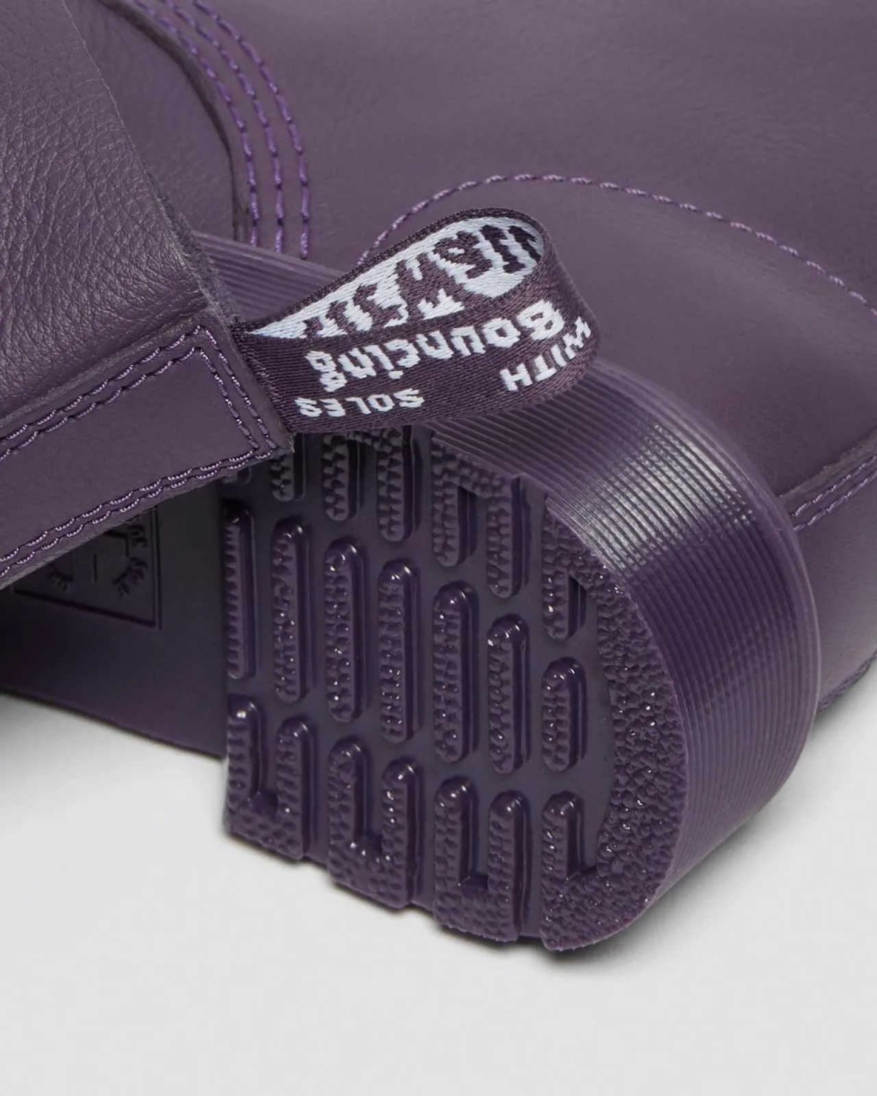 Dr. Martens 1460 Pascal Mono Veterlaarzen^WOMENS Veterlaarzen|Zachte Leren Laarzen