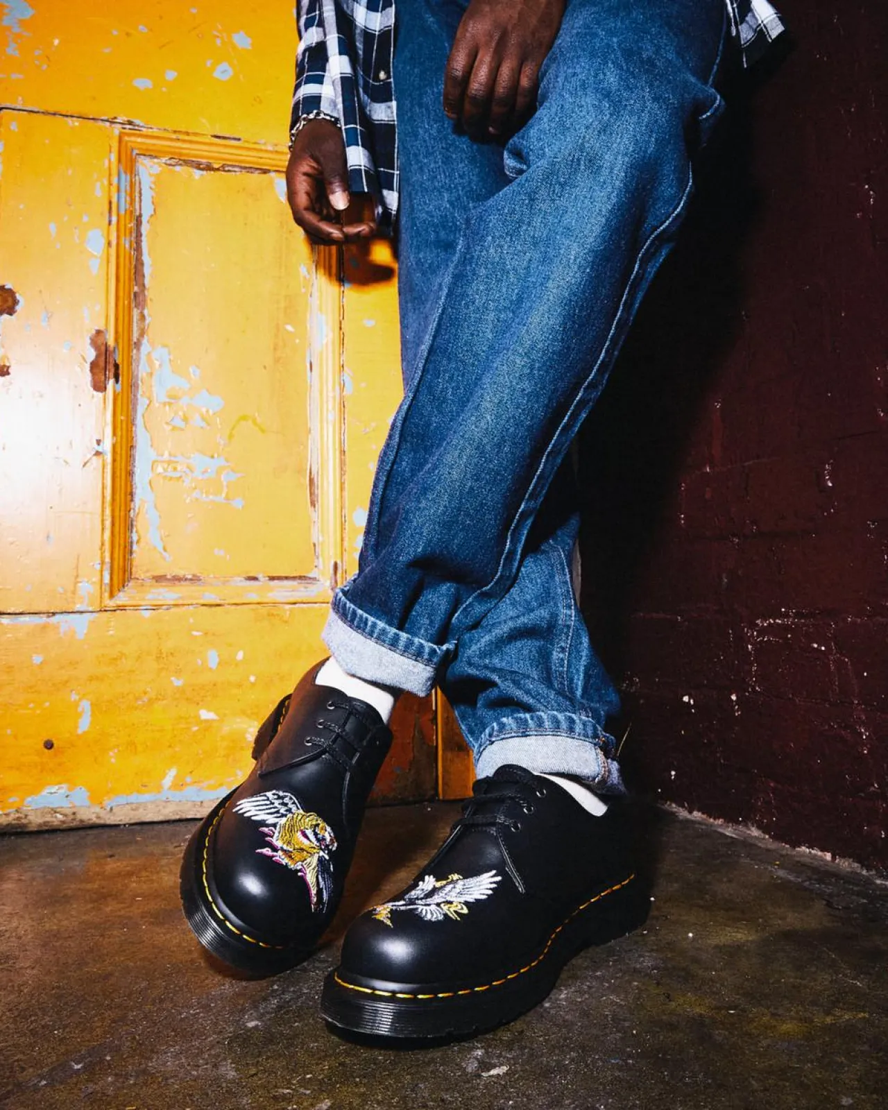 Dr. Martens 1460 Souvenir Geborduurde Leren Schoenen^GIFTS Veterschoenen