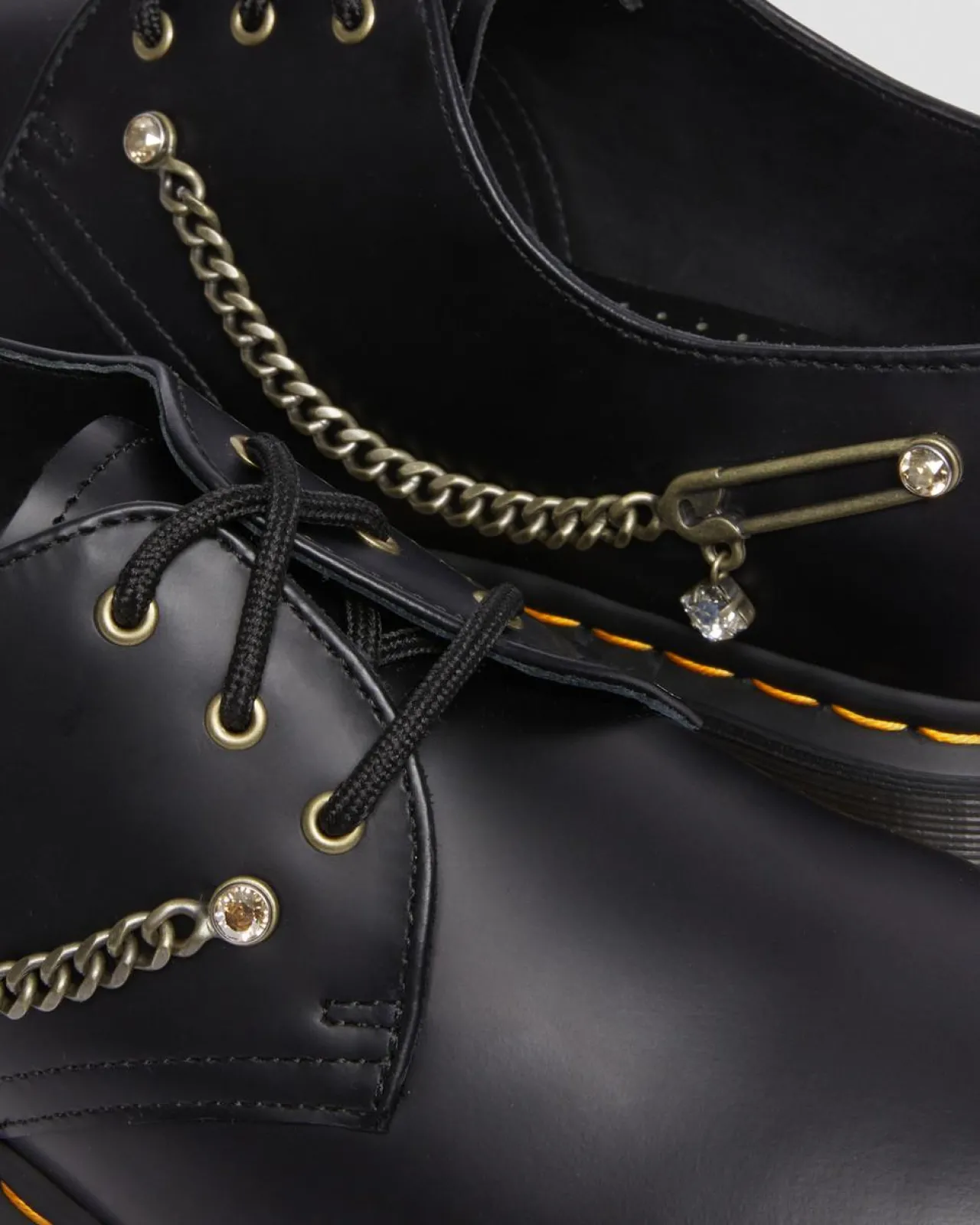 Dr. Martens 1461 VERSIERD MET SWAROVSKI® KRISTALLEN ^GIFTS Originals|Veterschoenen
