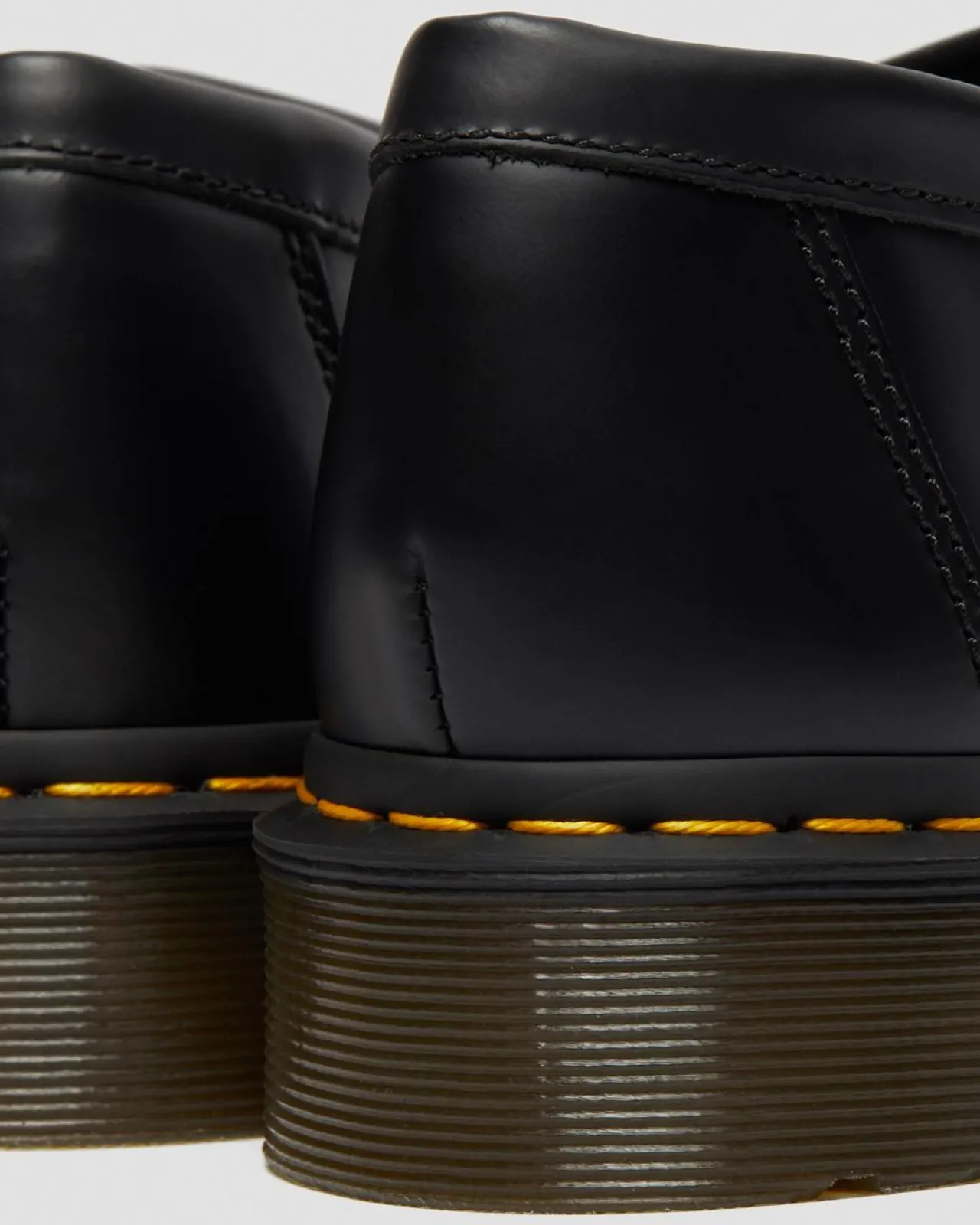 Dr. Martens Adrian Gele Stiksel Smooth Leren Tassle Loafers^WOMENS Originals|Nette Schoenen