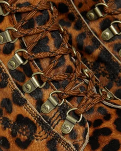 Dr. Martens Barton Made in England Luipaard Laarzen^GIFTS Made In England|Enkellaarzen