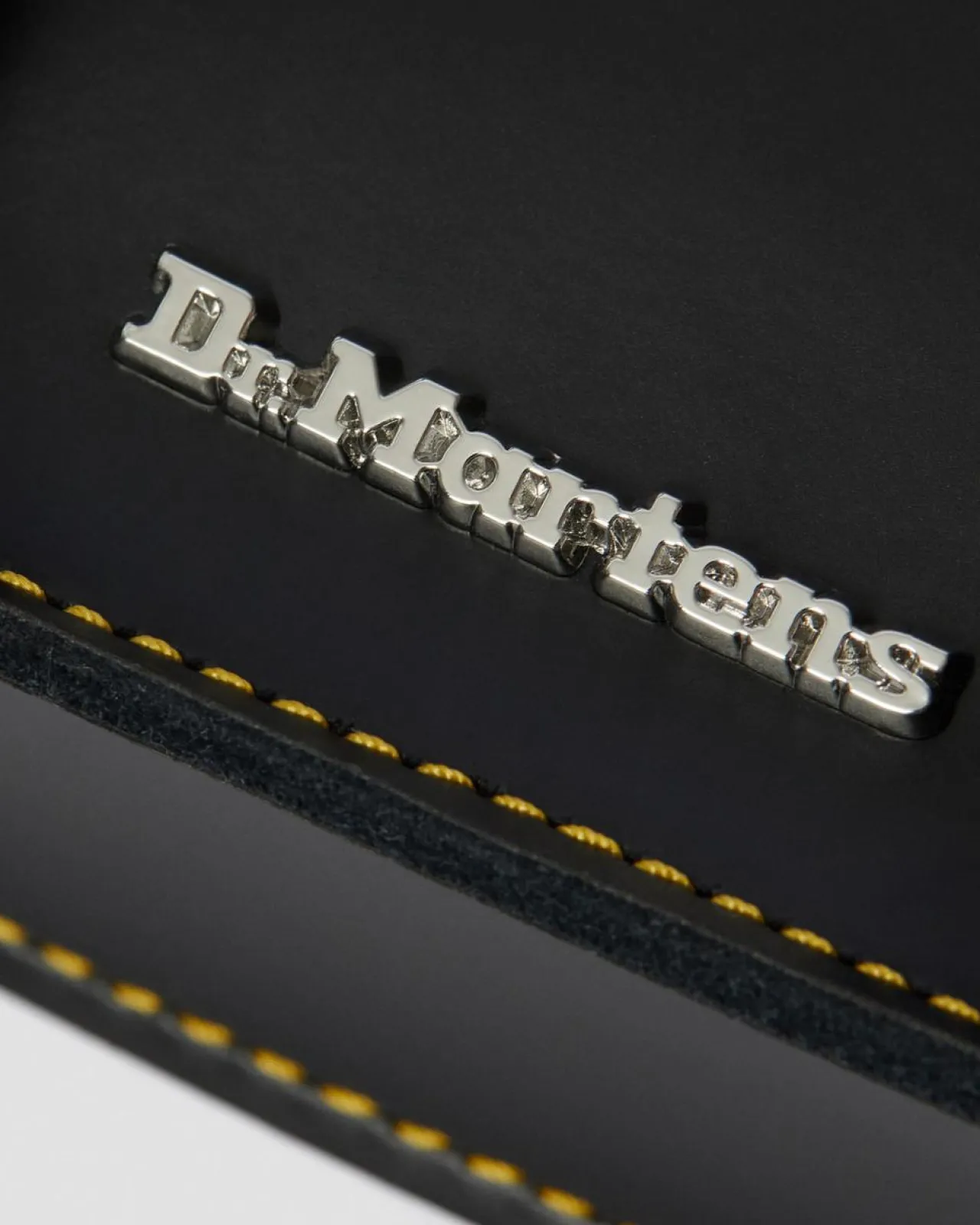Dr. Martens 18cm Kiev Smooth Leren Schoudertas^ACCESSORIES Leren Tassen|Tassen