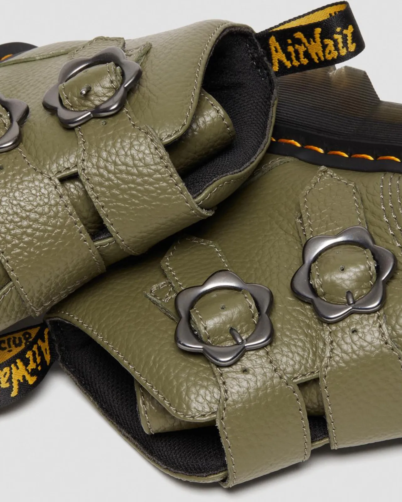 Dr. Martens Devon Bloemengesp Gemalen Nappa Leren Platformlaarzen^WOMENS Zachte Leren Laarzen