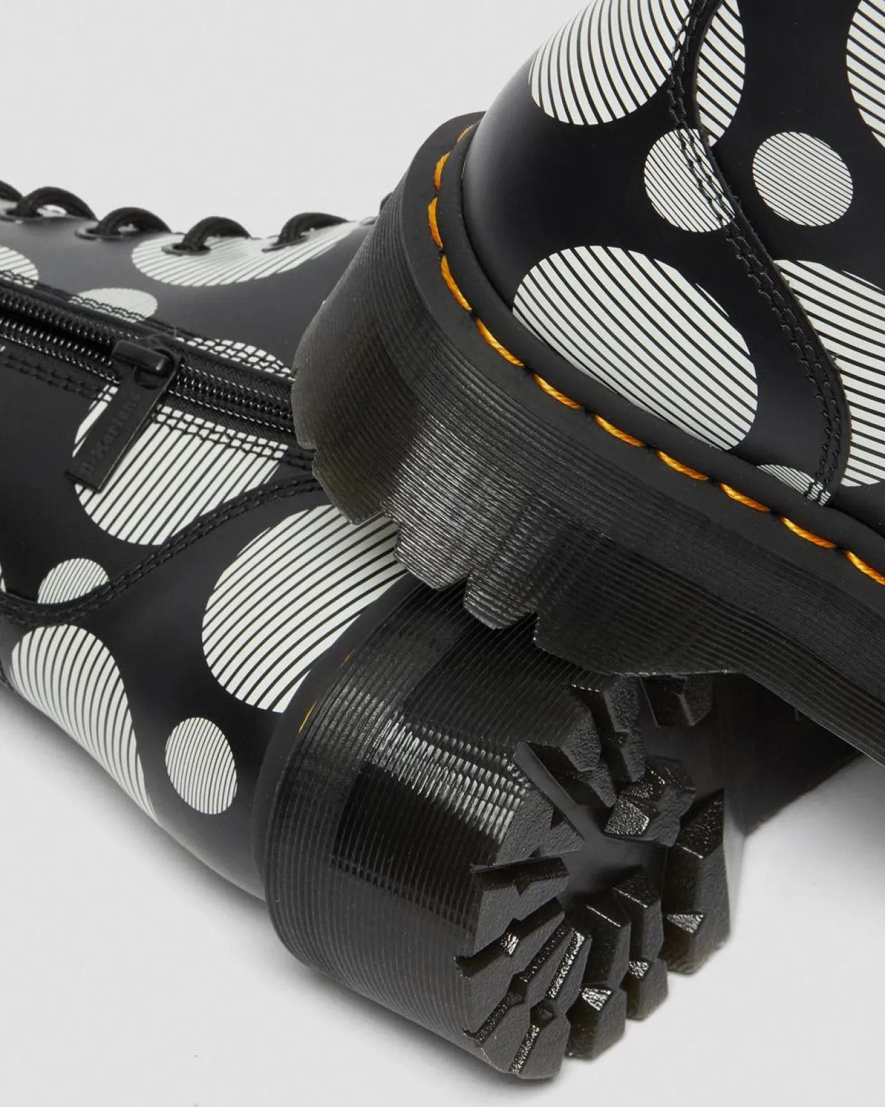 Dr. Martens Jadon Polka Dot Smooth Leren Platform Laarzen^WOMENS Platform Laarzen|Enkellaarzen