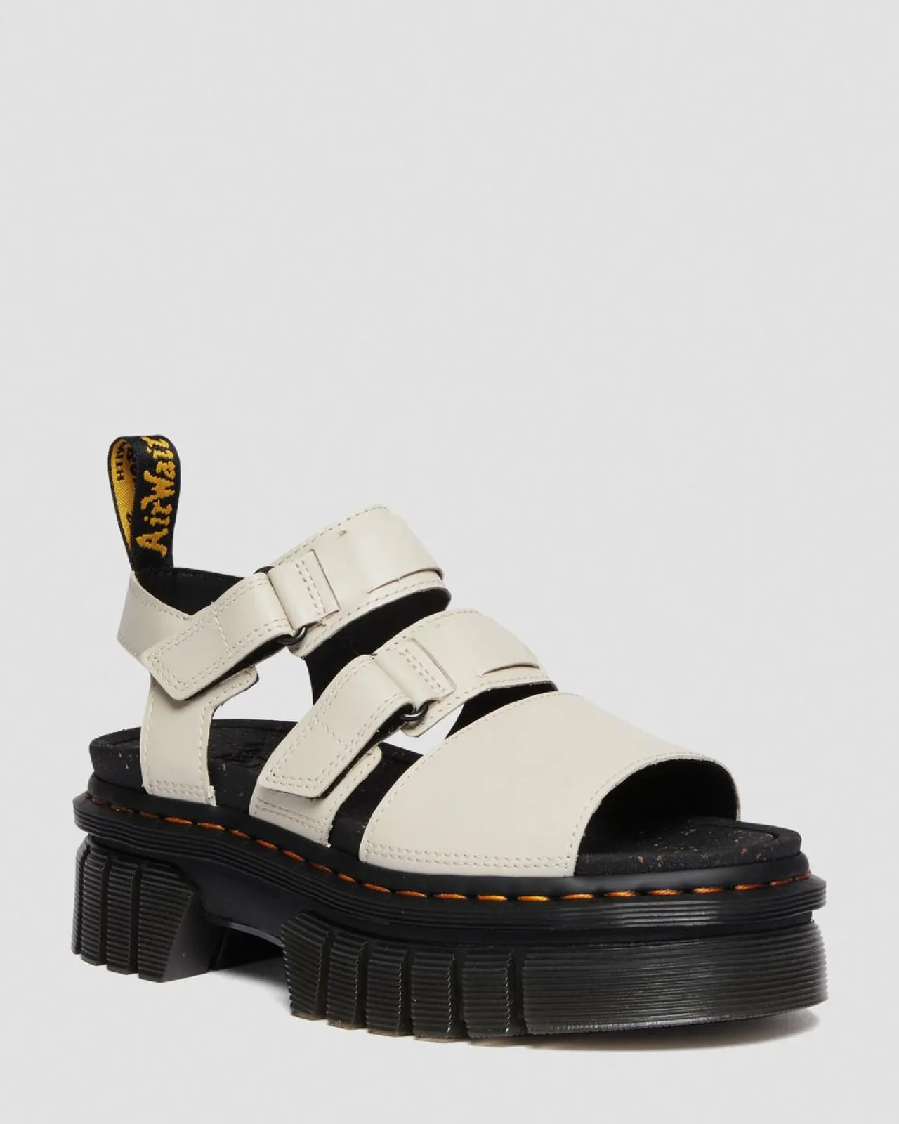 Dr. Martens Ricki Nappa Lux Leren Platform Sandelen met 3 Banden^WOMENS Lichte Sandalen|Platform Sandalen