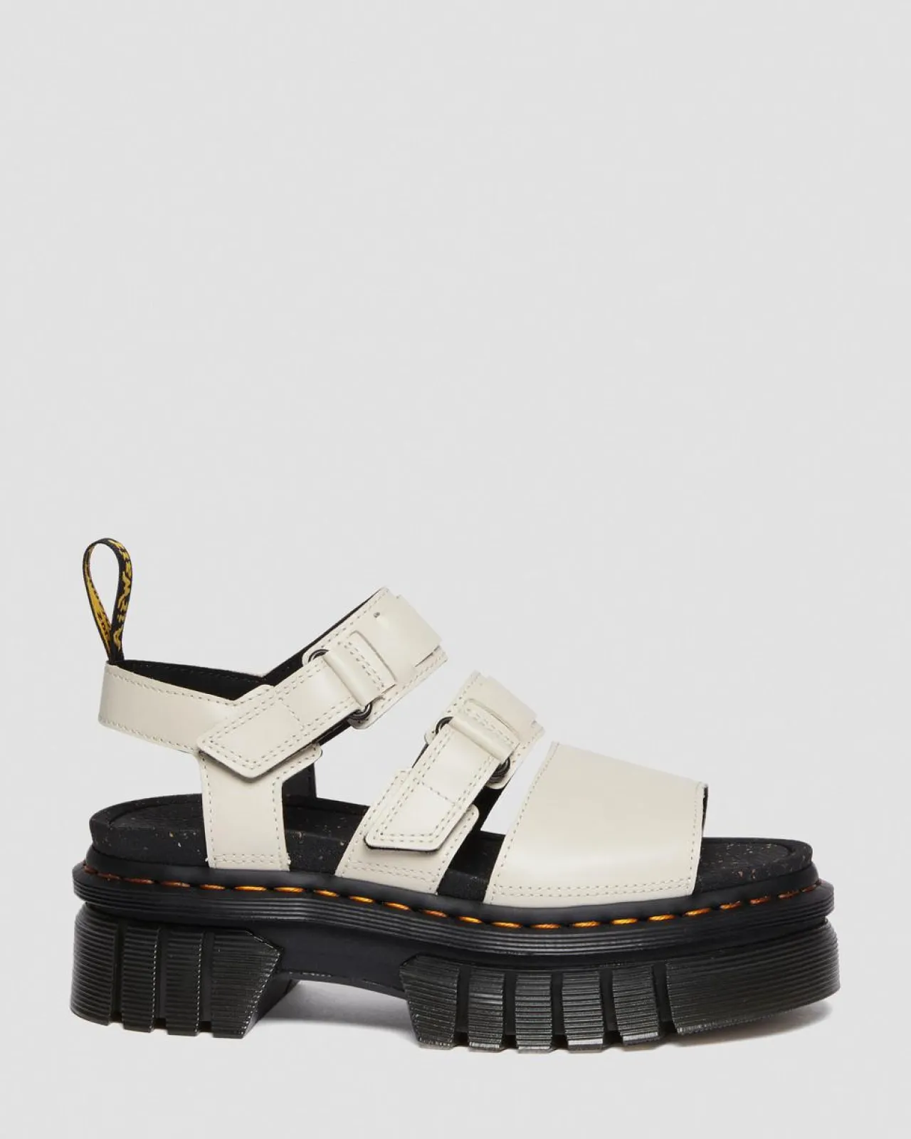 Dr. Martens Ricki Nappa Lux Leren Platform Sandelen met 3 Banden^WOMENS Lichte Sandalen|Platform Sandalen
