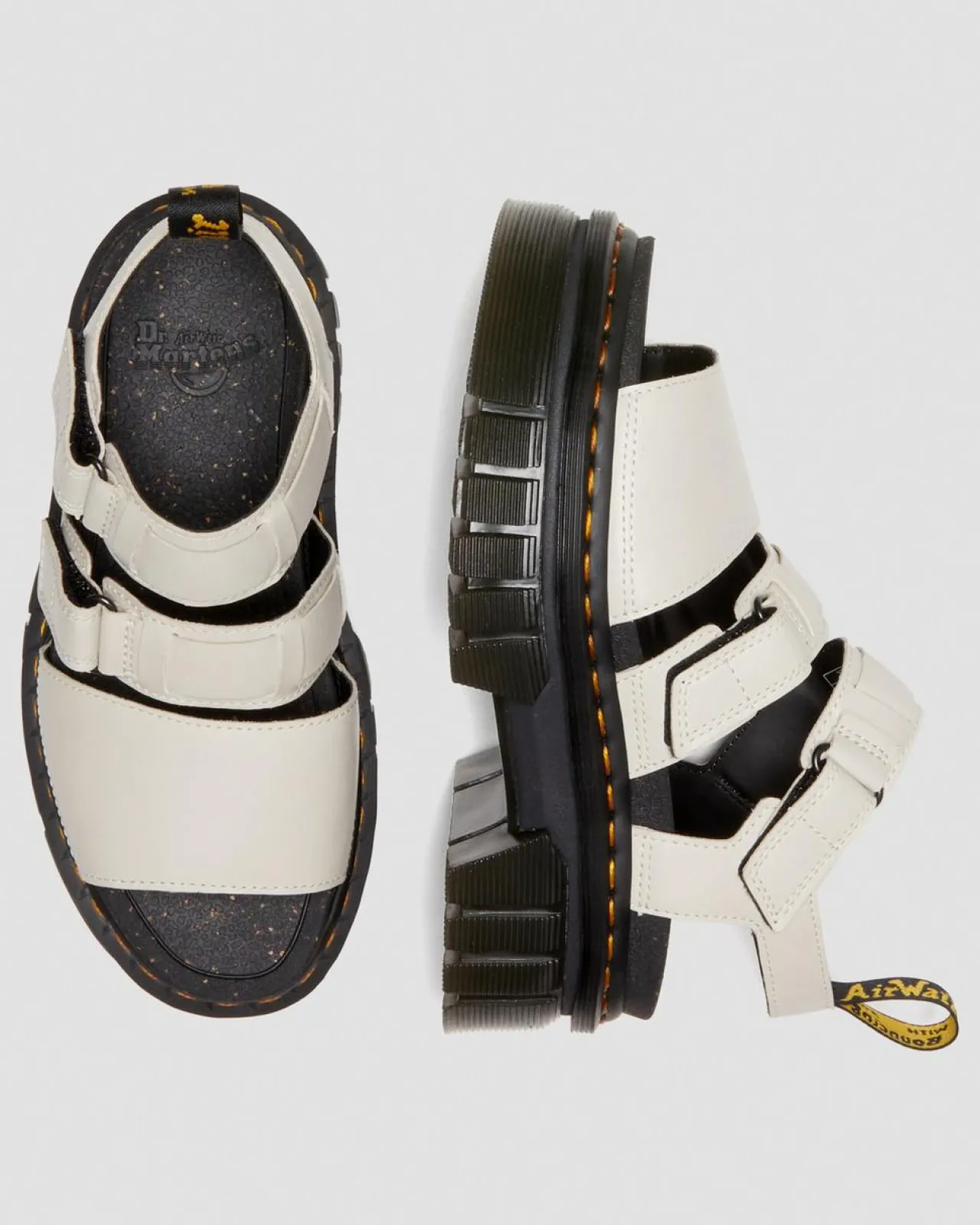 Dr. Martens Ricki Nappa Lux Leren Platform Sandelen met 3 Banden^WOMENS Lichte Sandalen|Platform Sandalen