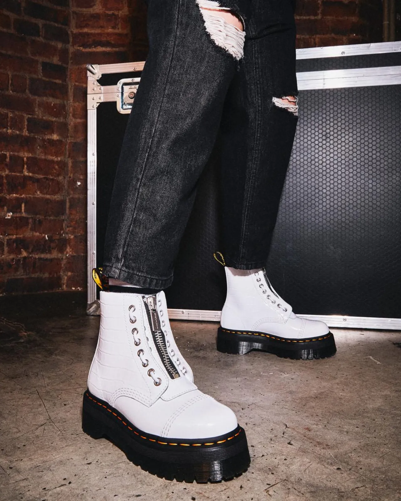 Dr. Martens SINCLAIR LAKLEREN PLATFORM LAARZEN MET KROKODILLEN reliëf^WOMENS Veterlaarzen|Platform Laarzen