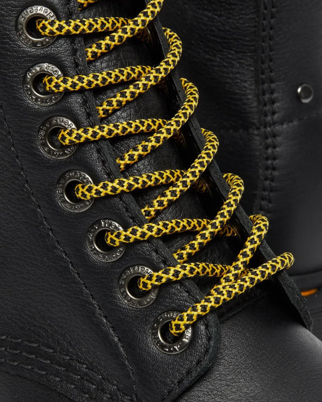 Dr. Martens Sinclair Max Pisa Leren Platformlaarzen^WOMENS Platform Laarzen|Zachte Leren Laarzen