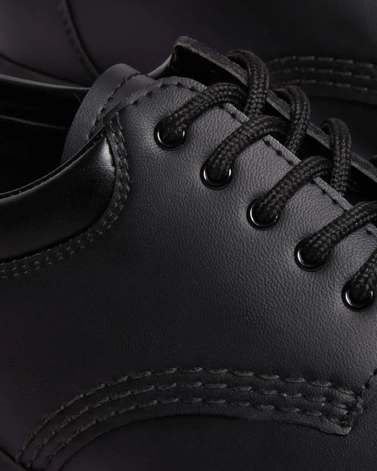 Dr. Martens Vegan 8053 Quad Mono Leren Schoenen^UNISEX Originals|Veterschoenen
